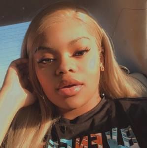 Meet your Posher, Faith